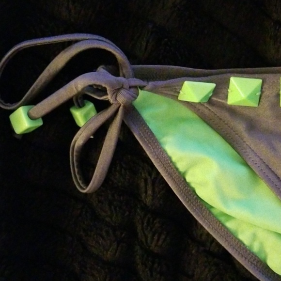 Y2K Neon Green and Gray Bikini - Picture 3 of 6
